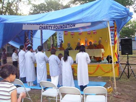 new Buddhist disciples-02- Dallas Buddhist camp-06-2006.jpg